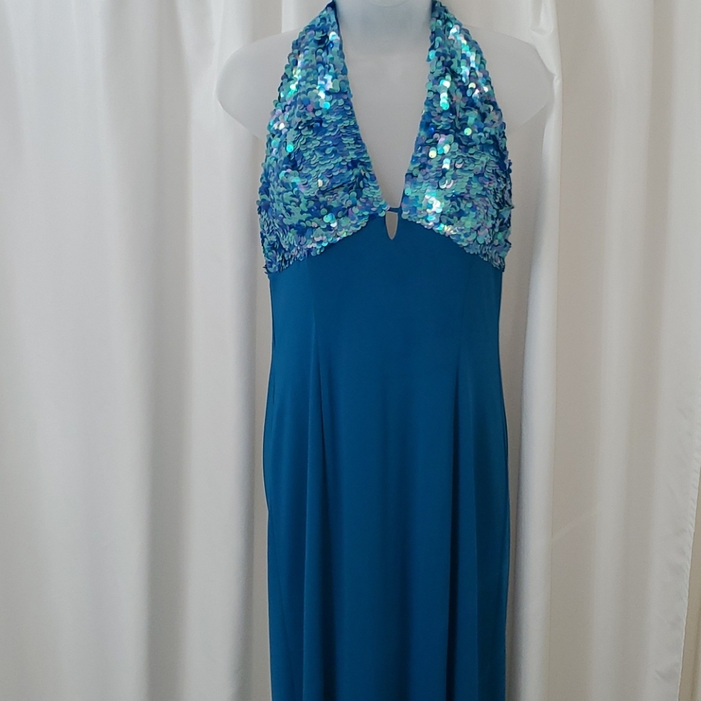 Niki by Niki Levari evening gown